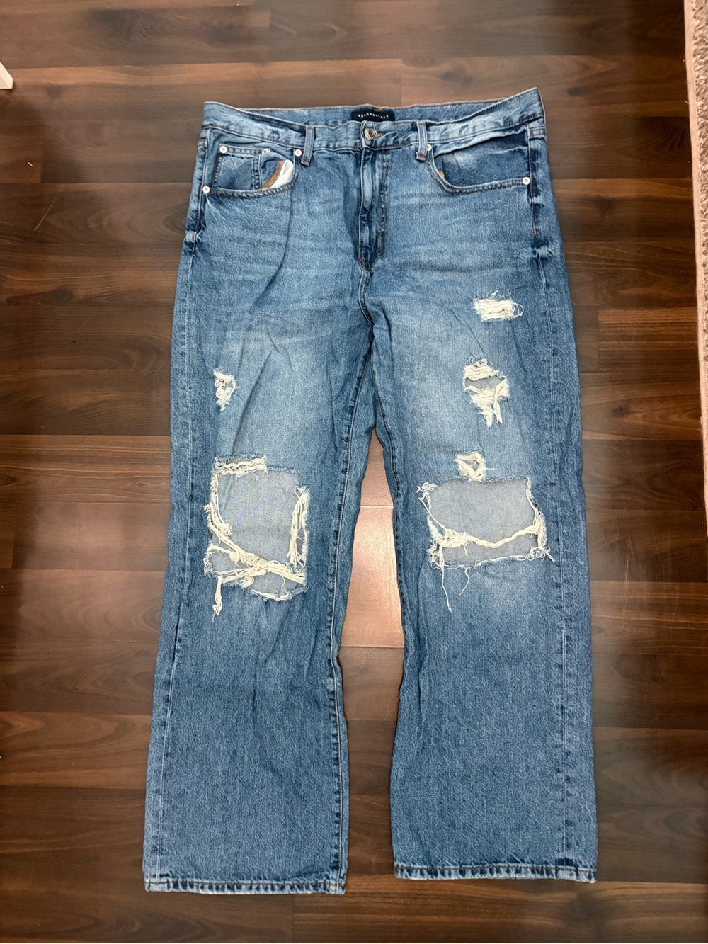 Aeropostale Women's Light Blue Distressed Jeans